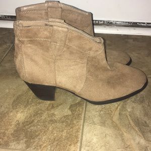 Faded Glory Western-Style Ankle Booties